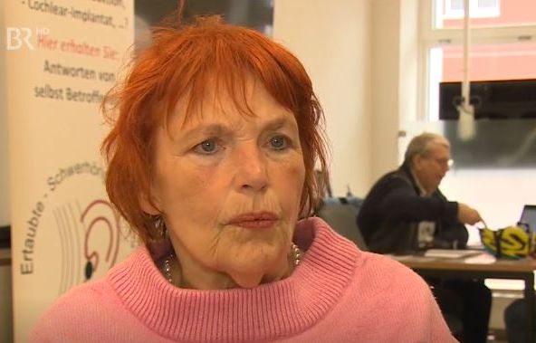 Dinah Radtke beim Interview